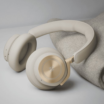 Casti discount bang olufsen