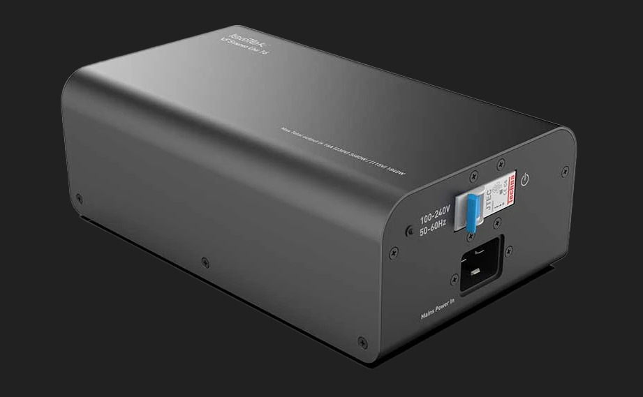 Isotek Syncro Uni V5,16A