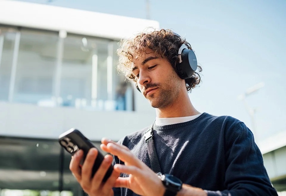 Casti Hi-Fi Beyerdynamic AVENTHO 300