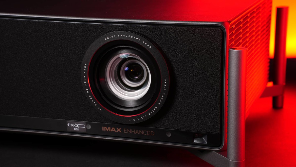 Videoproiector XGIMI Titan
