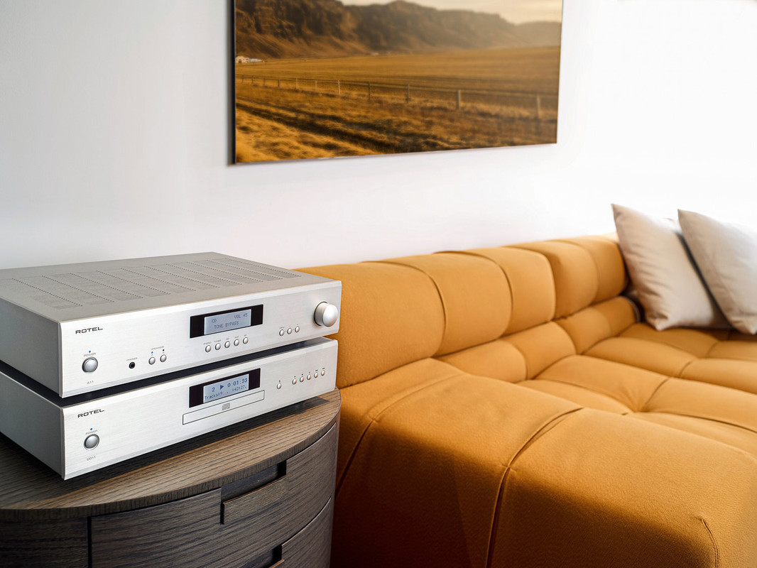 Amplificator Rotel A-11 Tribute