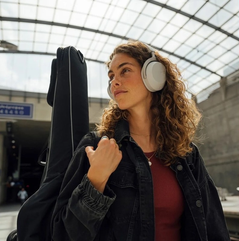 Casti Hi-Fi Beyerdynamic AVENTHO 300