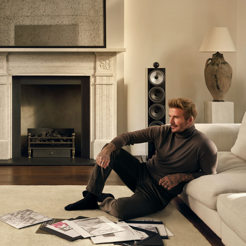 Boxe Bowers & Wilkins 702 S3