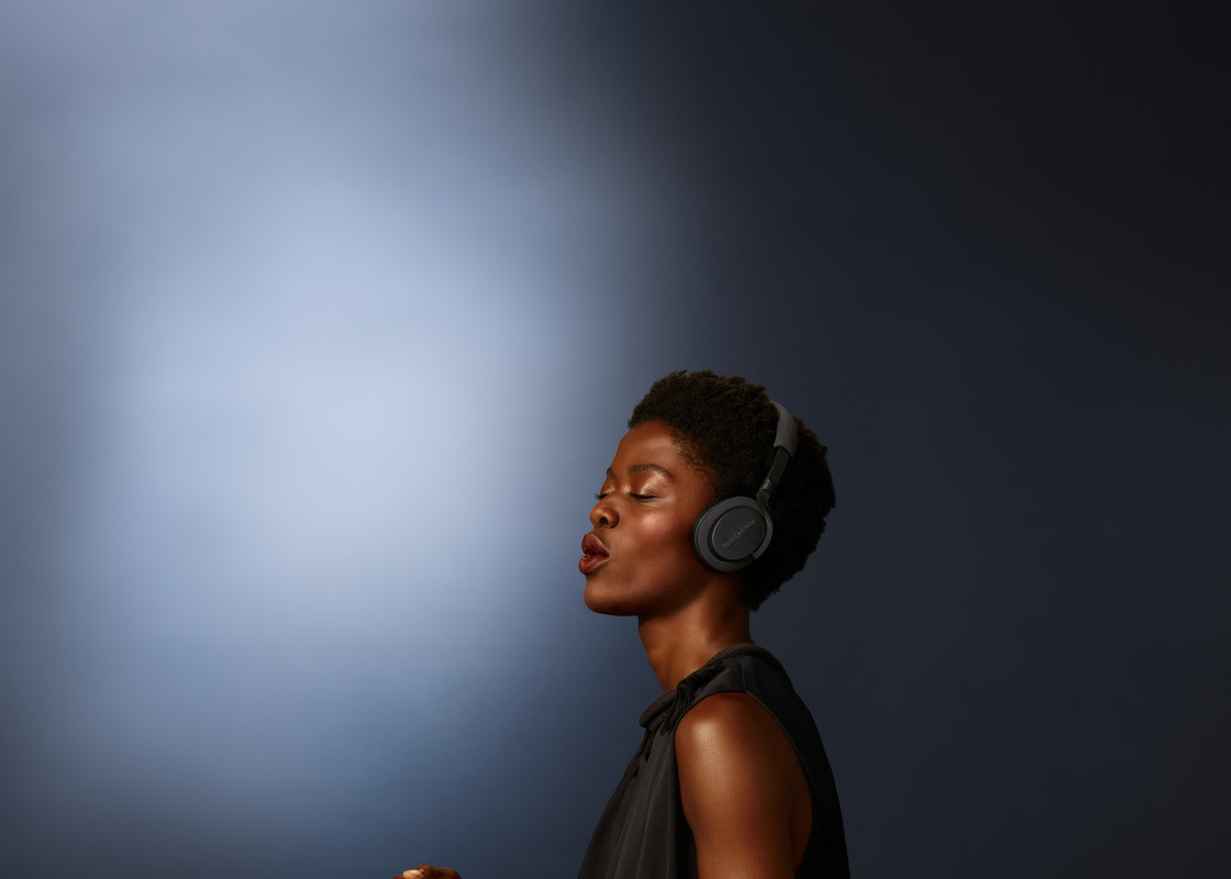 Casti Bowers & Wilkins PX5