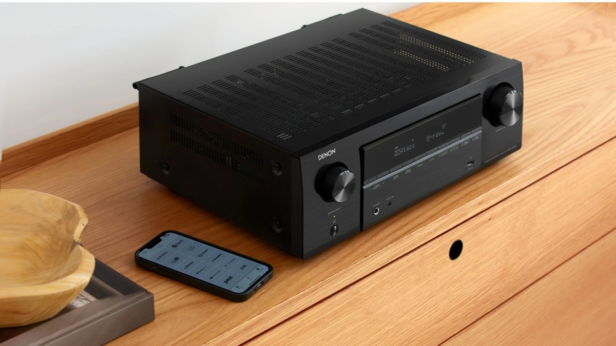 Receiver Denon AVR-X1800H Resigilat