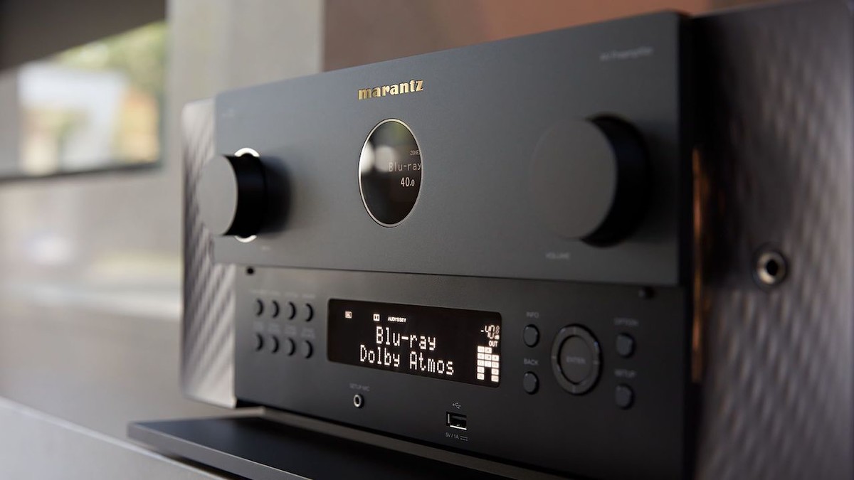 Marantz  AV 10