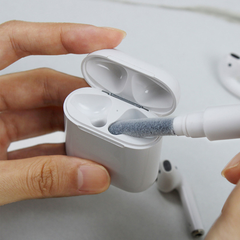 Essentials CLEANKIT IN EAR