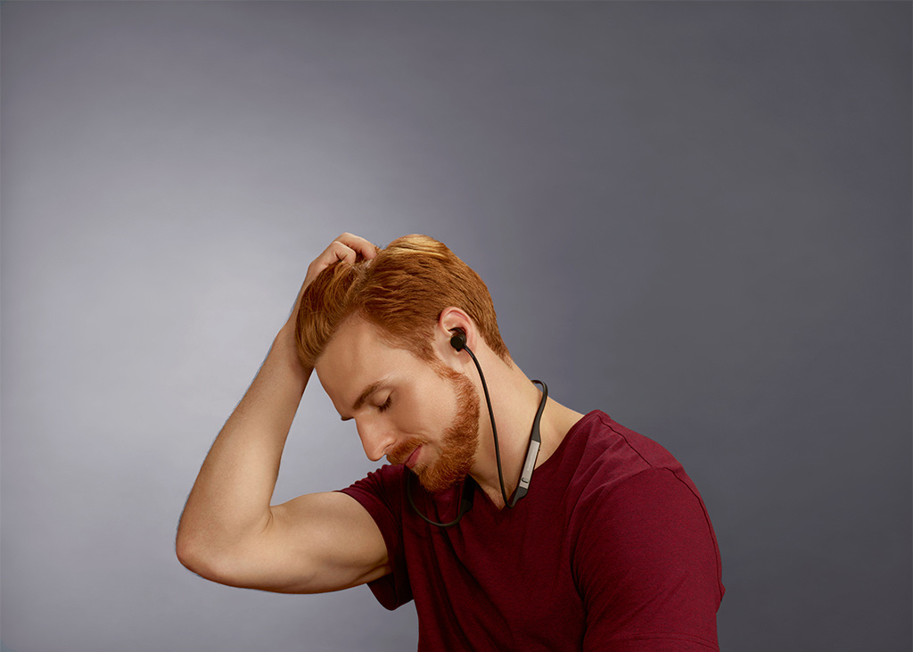 Casti Bowers & Wilkins PI4 Resigilat