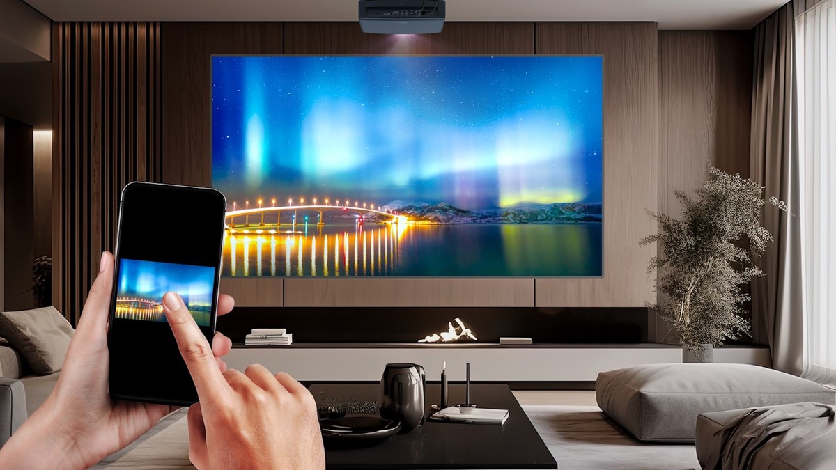 Videoproiector Optoma UHZ68LV