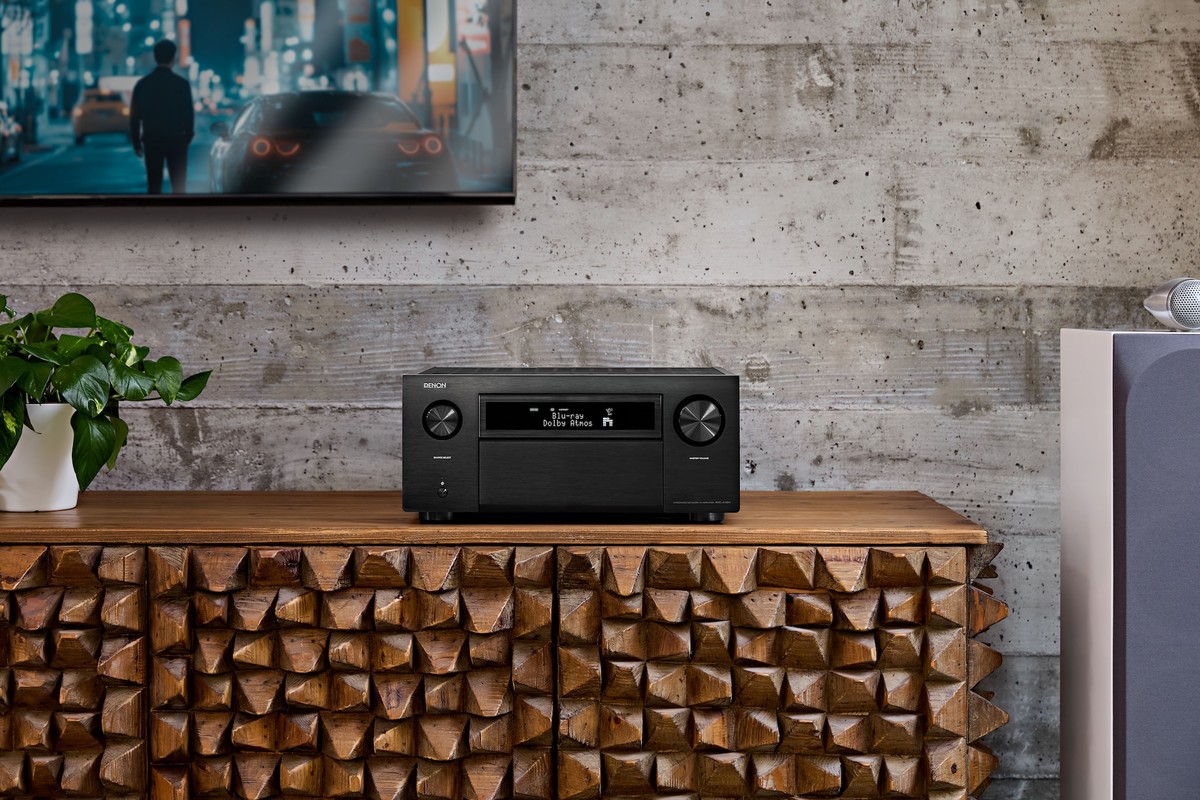 Receiver Denon AVC-A10H