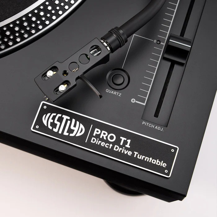  Pickup Vestlyd PRO T1 Direct Drive cu doza Ortofon OM Pro S si preamp phono integrat
