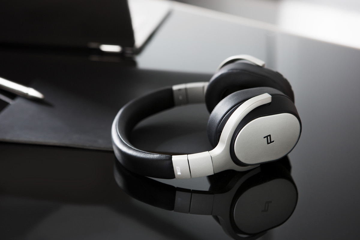 Casti KEF Space One Wireless Resigilat