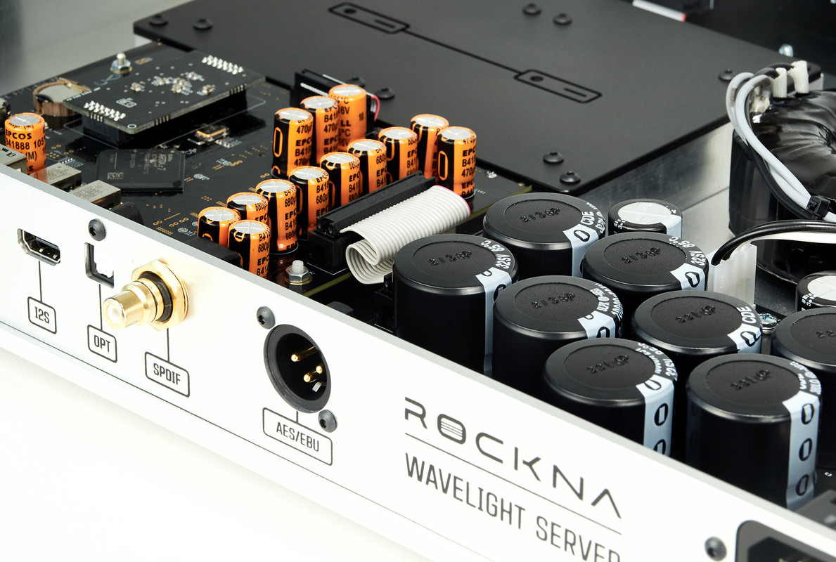 Rockna Wavelight Server Black