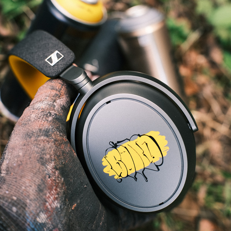 Casti Sennheiser Momentum 4 Wireless 80th Anniversary Edition