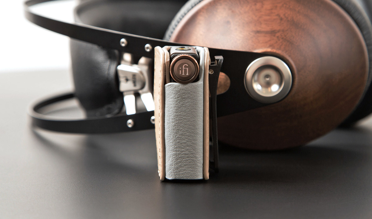 iFi Audio GO blu case Resigilat