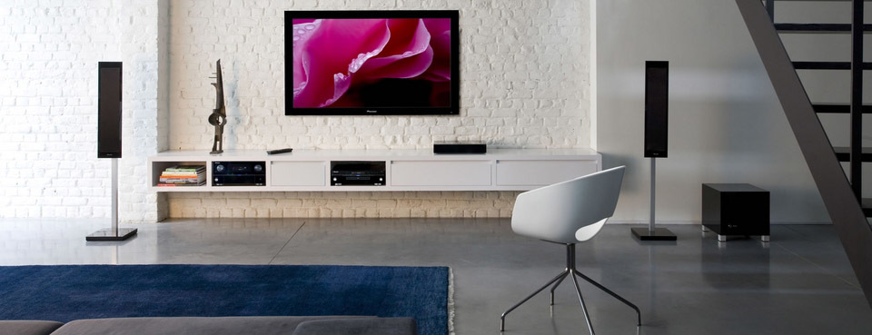 TV Pioneer KRP-600A