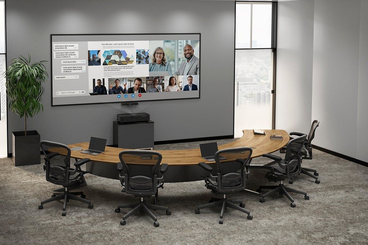 Videoproiector Epson EB-815E