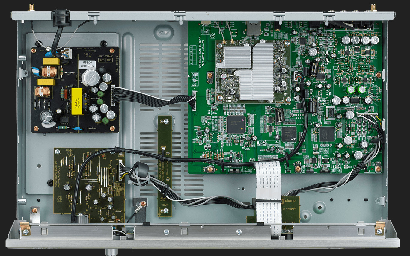 DAC Denon DNP-800NE la AVstore.ro