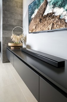 YAMAHA MusicCast Bar 400　YAS-408(B) Soundbar Yamaha MusicCast BAR 400 (YAS-408) la AVstore.ro