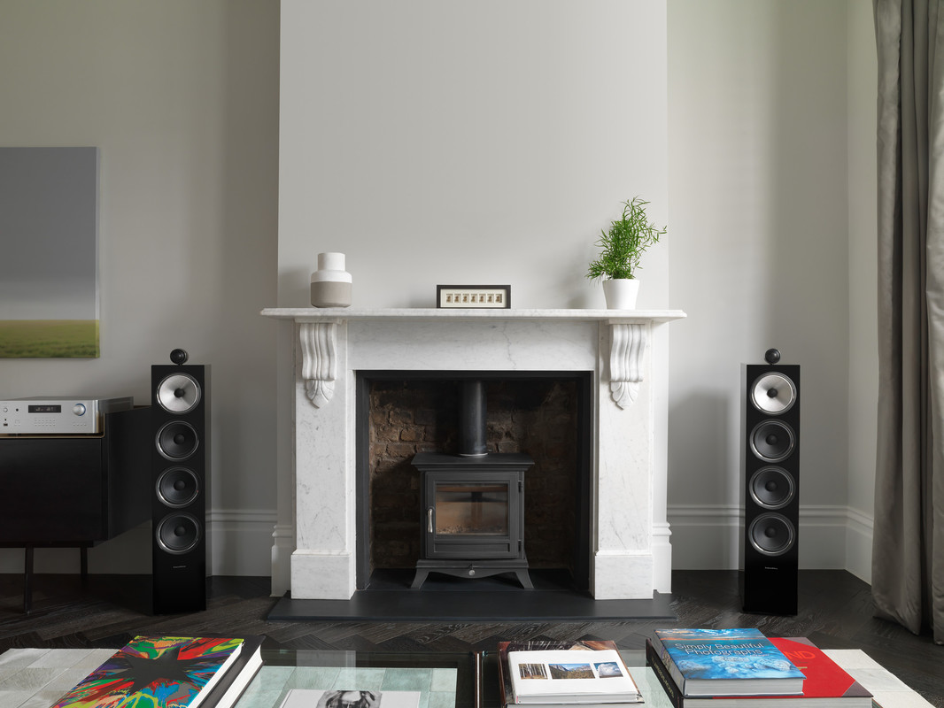 Bowers & Wilkins 700 Series