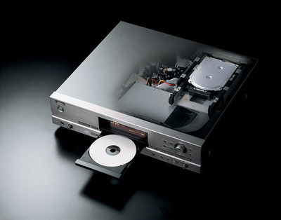 CD Player Yamaha CDR-HD1500 la AVstore.ro