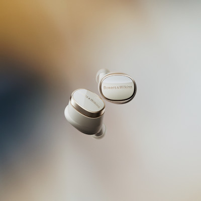 Casti Bowers & Wilkins Pi8 la AVstore.ro