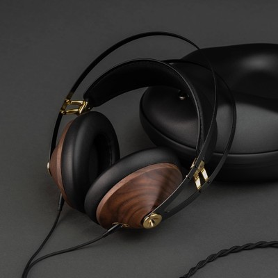 Casti Hi-Fi Meze 99 classics 2ND GEN la AVstore.ro