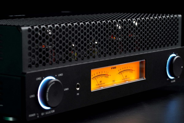 Amplificatoare integrate  Fiio, Amplificator Fiio EA13 Vacuum Tube, avstore.ro