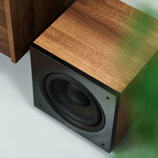 Promotii Boxe Argon Audio, Subwoofer Argon Audio MALMO Sub8 Walnut Resigilat, avstore.ro