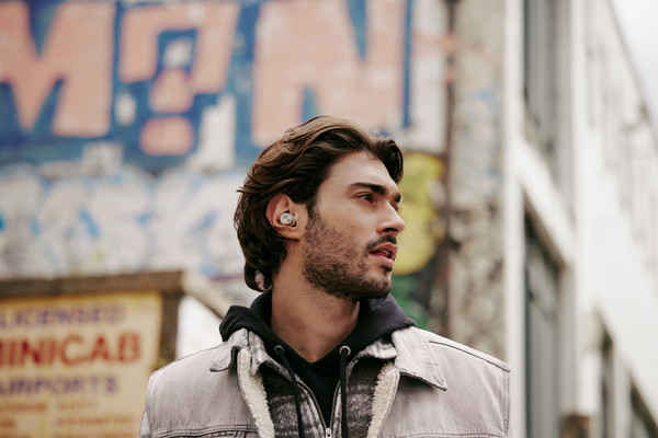 Casti  Conectare sursa: Wireless, Stare produs: NOU, Casti Bowers & Wilkins PI5 S2, avstore.ro