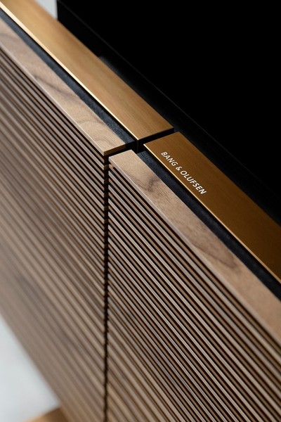 Televizoare  Bang & Olufsen, TV Bang & Olufsen Beovision Harmony 77