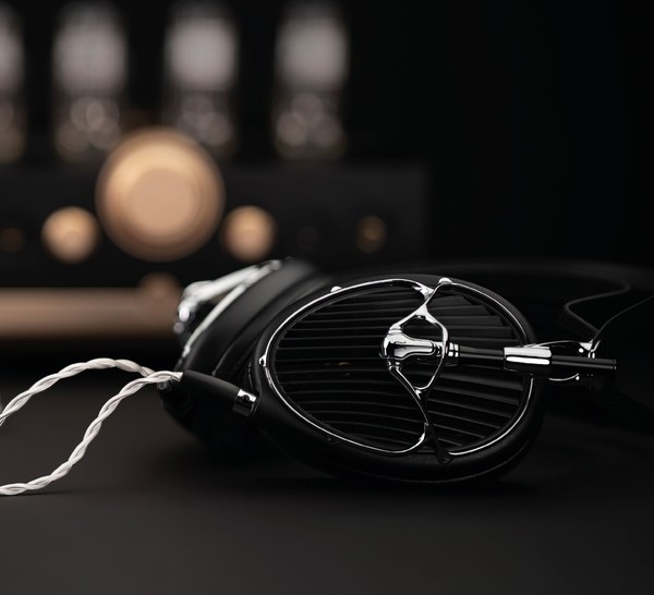 Casti Hi-Fi - pentru audiofili  Meze, Casti Hi-Fi Meze ARTA, avstore.ro