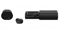 Long playback time with compact carry case