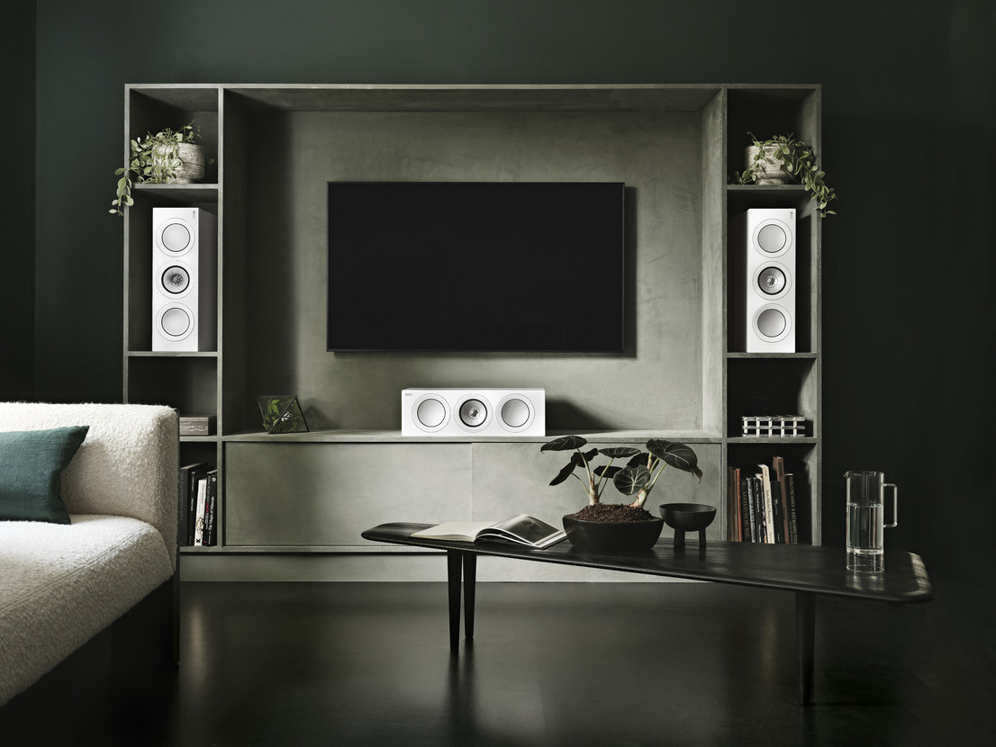 R-Series-lifestyle-R2-Meta-LCR-Home-Cinema