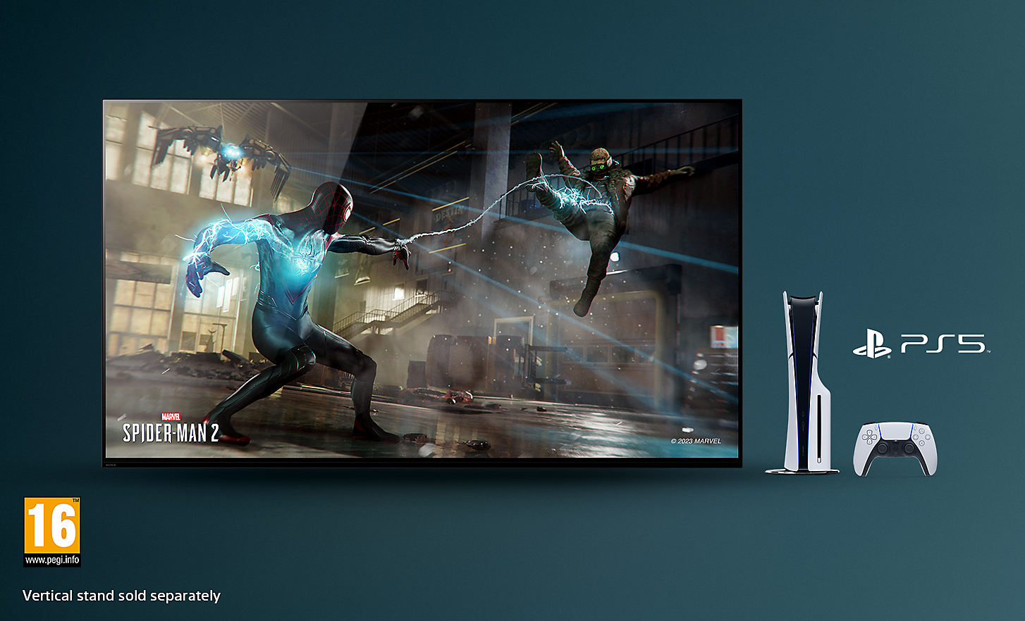 TV cu imagine din Marvel SPIDER-MAN 2 și consola PlayStation® 5 cu un controler în dreapta, cu logoul PEGI 16 în stânga jos