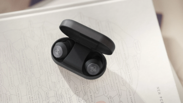 Casti Bang & Olufsen Beoplay EQ Sand Resigilat la AVstore.ro