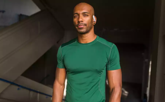 JBL-ENDURANCE-PEAK-II-LIFESTYLE1