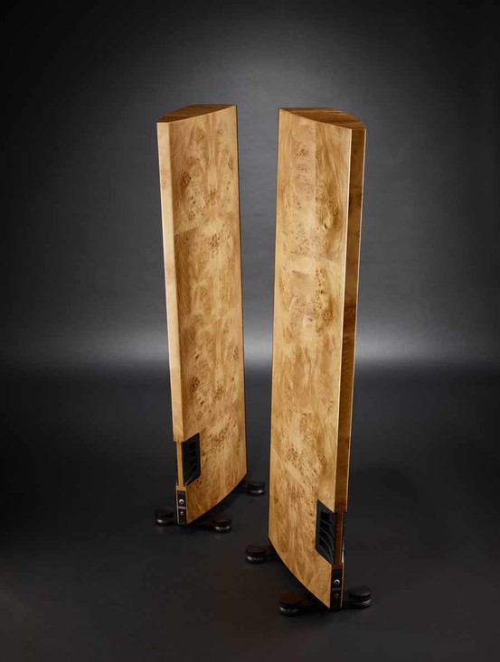 Raidho-X2t-hifi-news-jan-2023-burr-maple