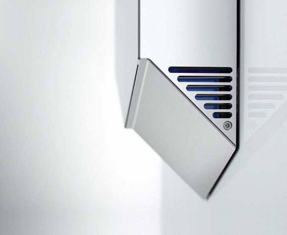 Side-on view of the Dyson Airblade V hand dryer