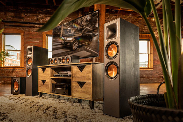 Klipsch Reference Speakers Lifestyle Gnm 2 1
